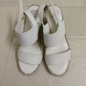 Vince Camuto espadrille